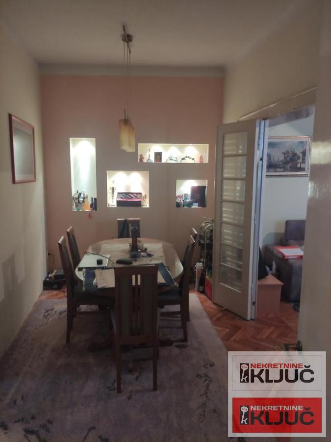 CENTAR, 80m2, trosoban SALONSKI 3