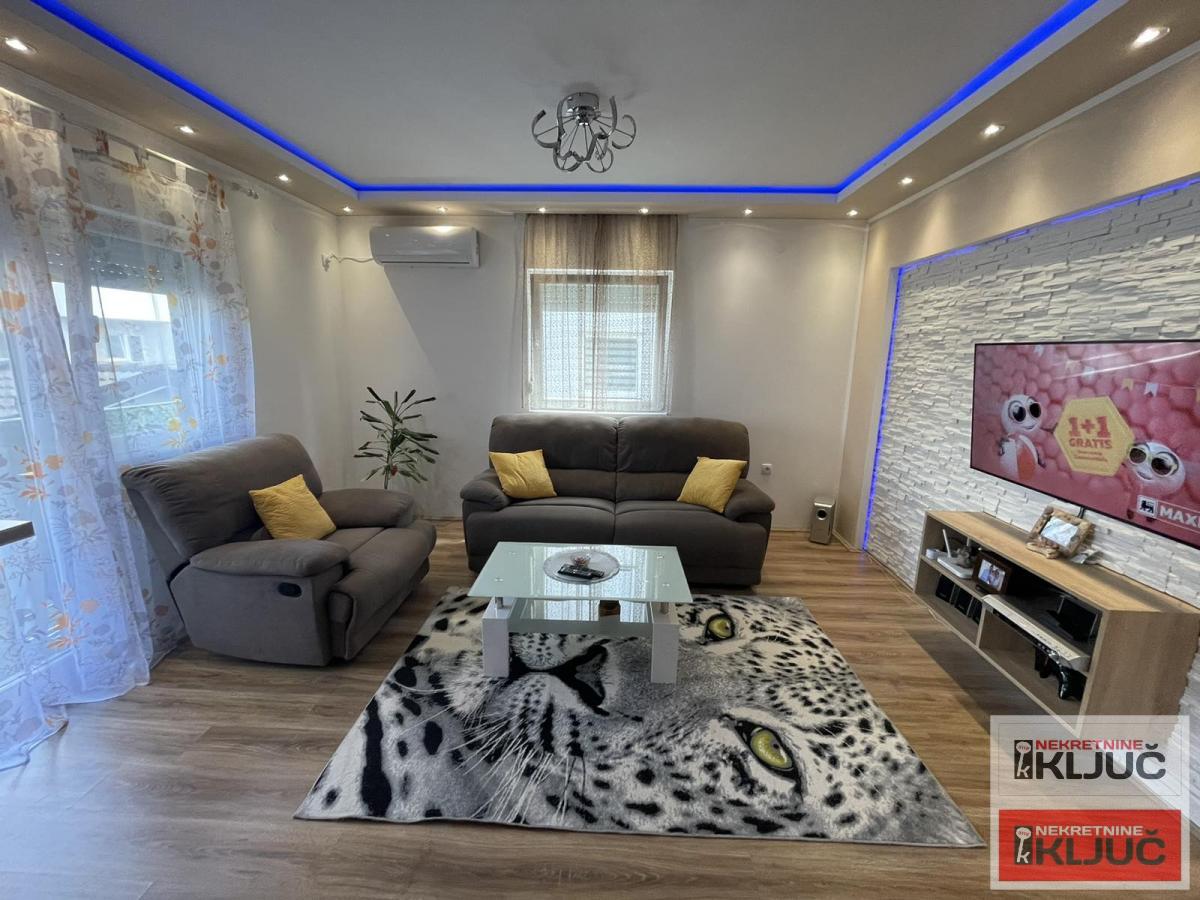 KOD LIPOV GAJA, 76m2, Četvorosoban, NАМЕŠTEN ! 2