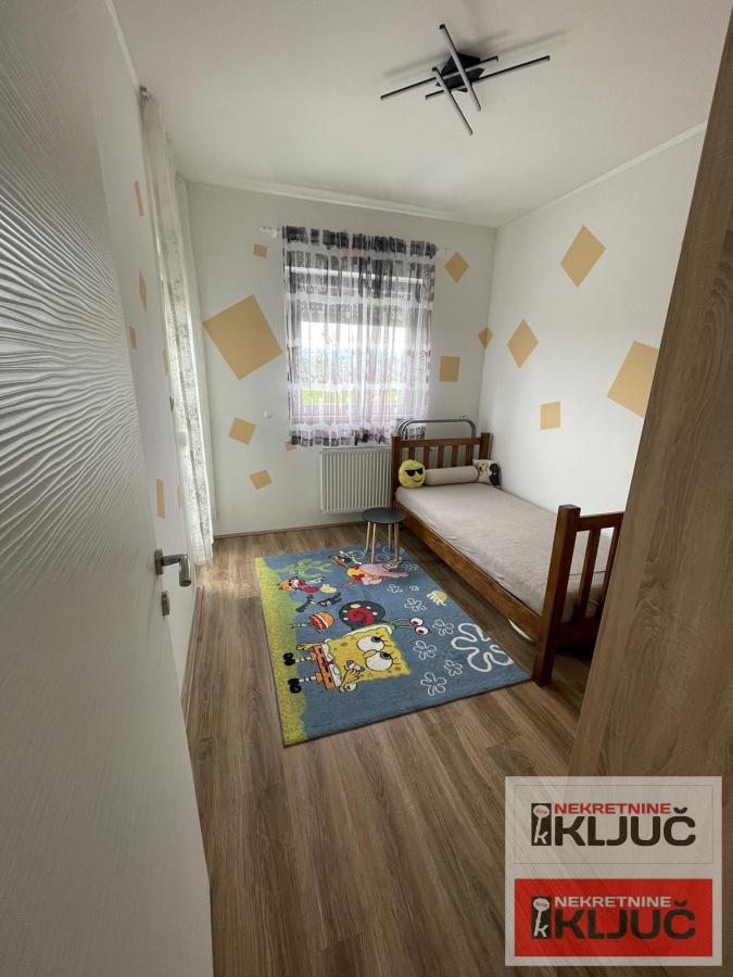 KOD LIPOV GAJA, 76m2, Četvorosoban, NАМЕŠTEN ! 20