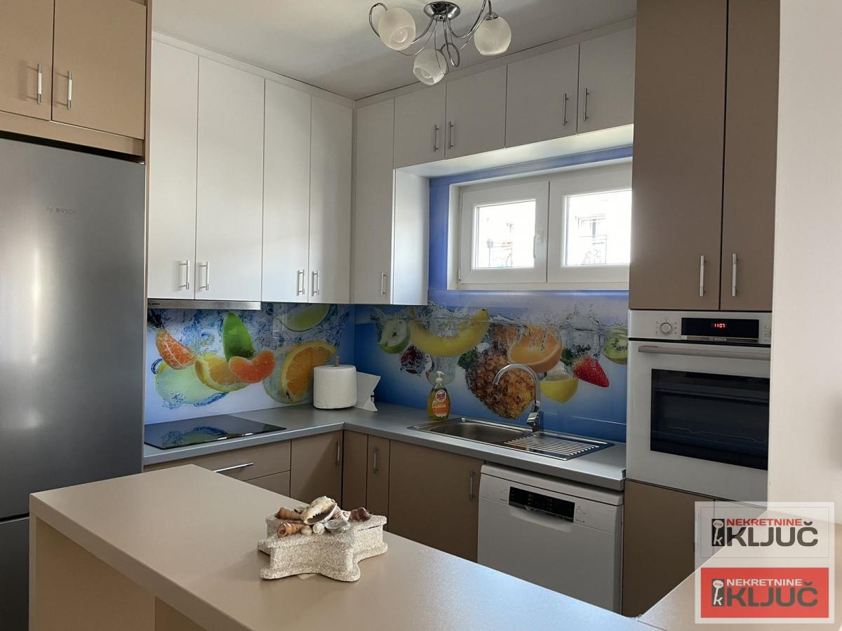 KOD LIPOV GAJA, 76m2, Četvorosoban, NАМЕŠTEN ! 7