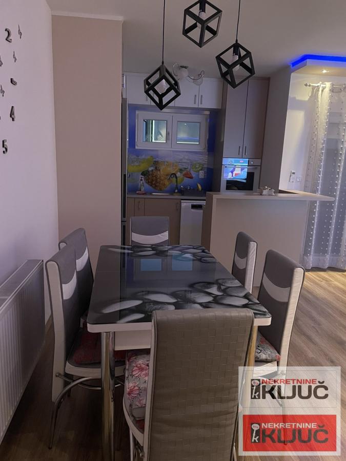 KOD LIPOV GAJA, 76m2, Četvorosoban, NАМЕŠTEN ! 10