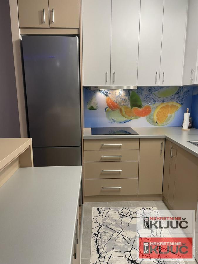 KOD LIPOV GAJA, 76m2, Četvorosoban, NАМЕŠTEN ! 11