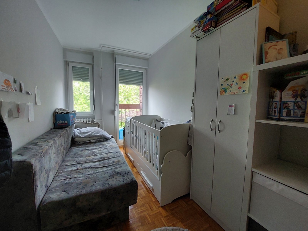 NOVO NASELJE, 54m2, Dvoiposoban, Renoviran 3