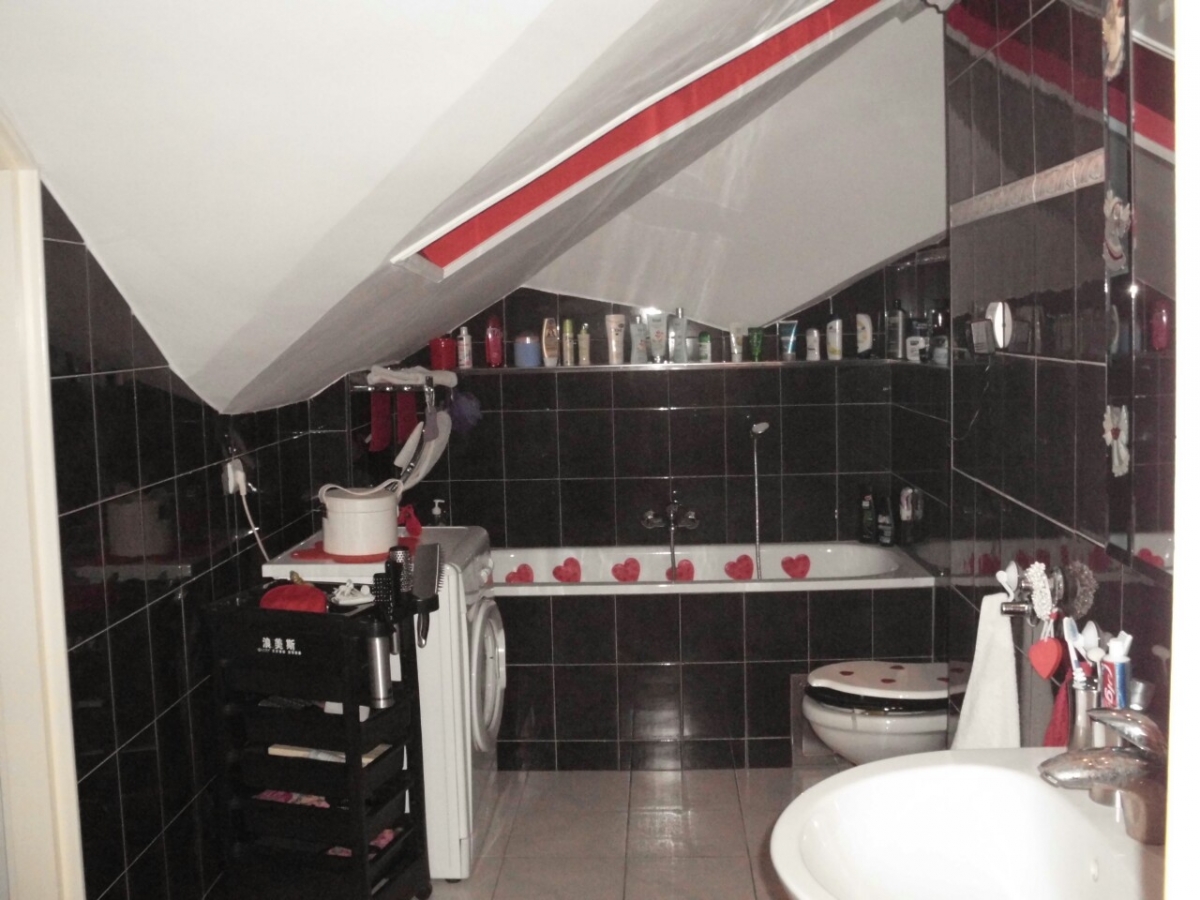 NOVO NASELJE, 73 m2,TROSOBAN 8