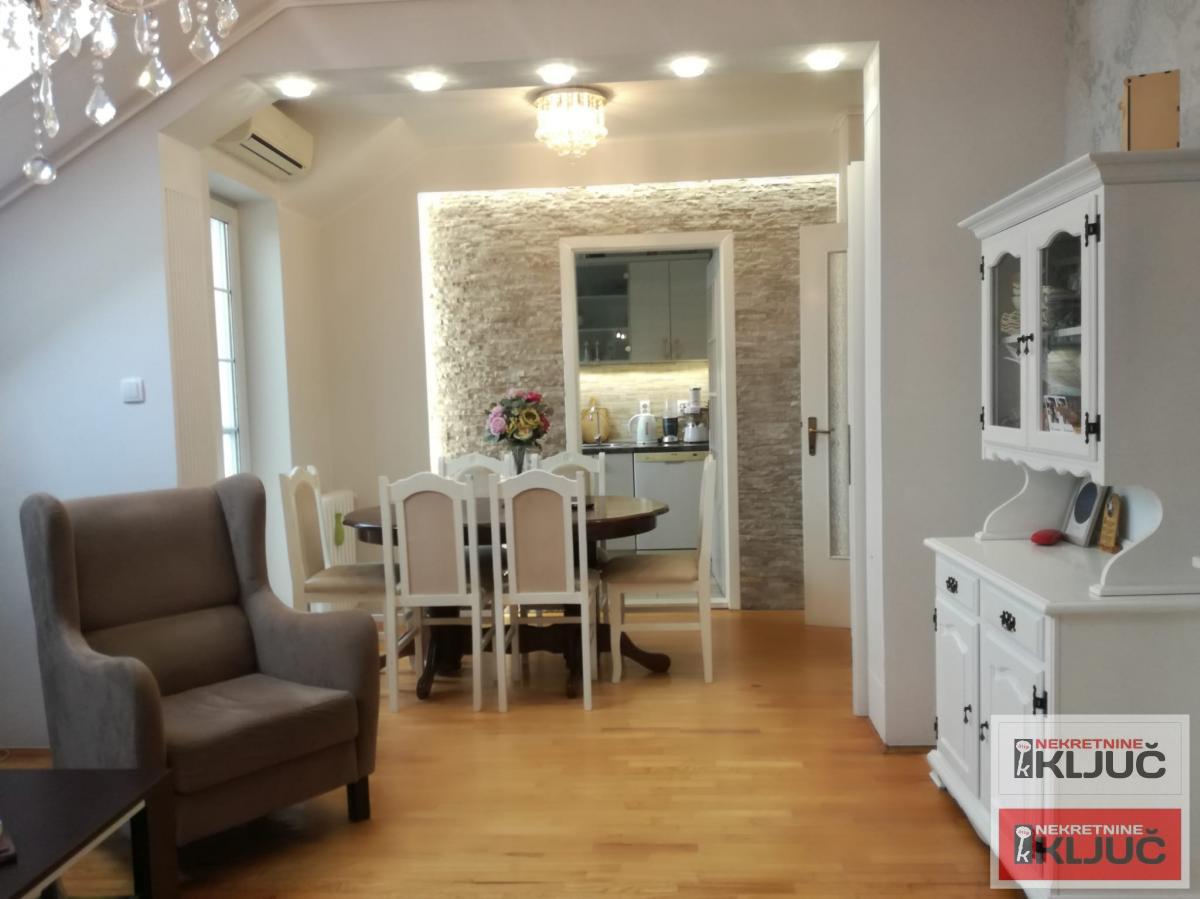 NOVO NASELJE, 79m2, Trosoban-DUPLEX! 1