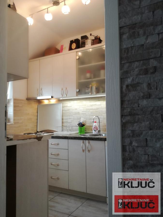 NOVO NASELJE, 79m2, Trosoban-DUPLEX! 23