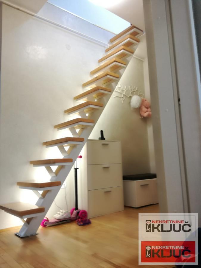 NOVO NASELJE, 79m2, Trosoban-DUPLEX! 12