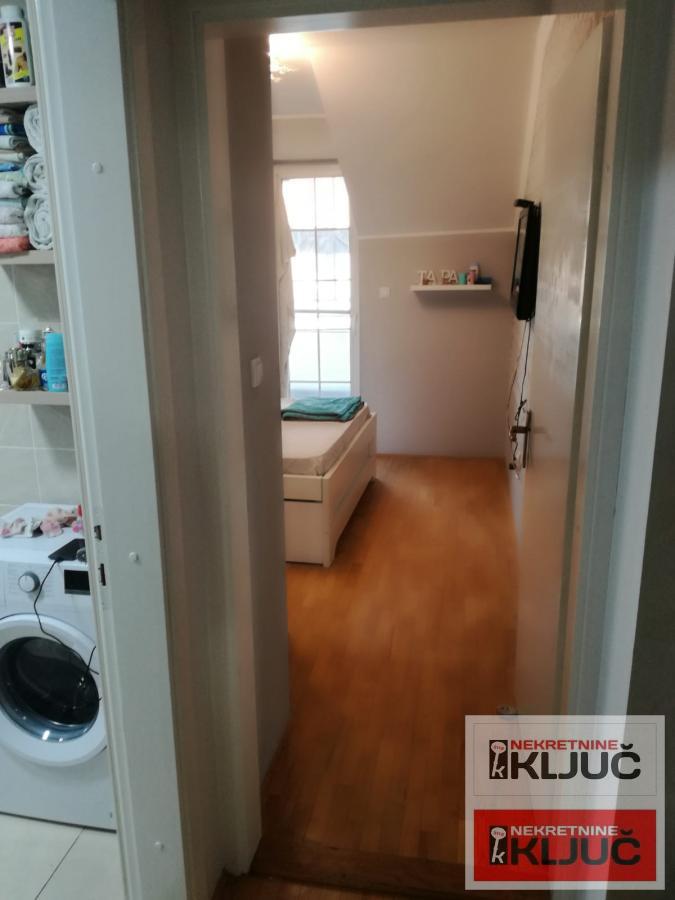 NOVO NASELJE, 79m2, Trosoban-DUPLEX! 20