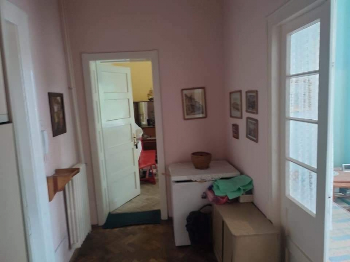 PETROVARADIN, 60 m2, DVOSOBAN ! 6