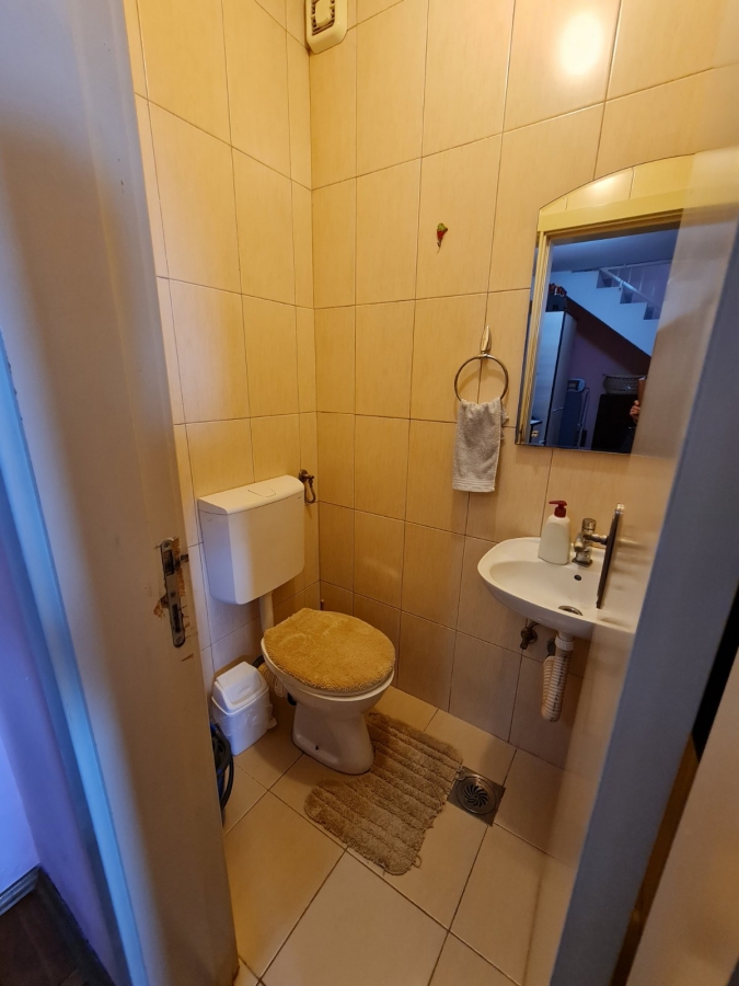 PETROVARADIN, 69 m2, Trosoban! 2