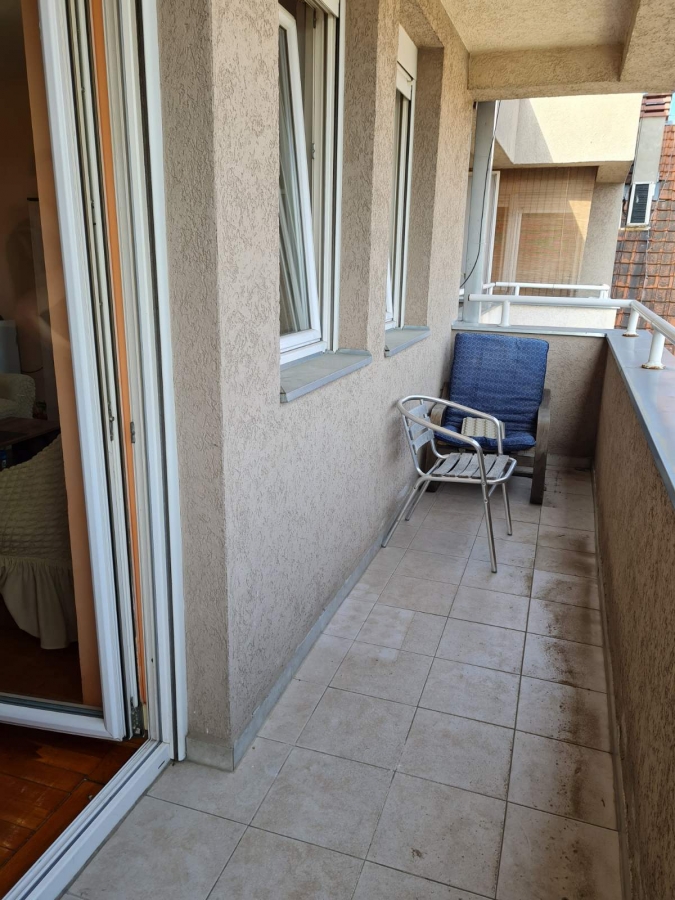 PETROVARADIN, 69 m2, Trosoban! 4