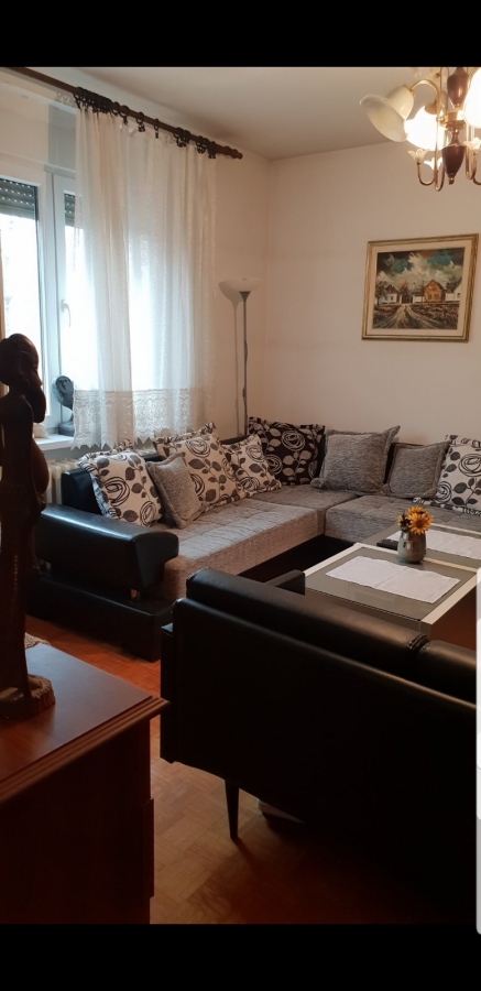 PETROVARADIN, 87 m2, Trosoban može Troiposoban! 14