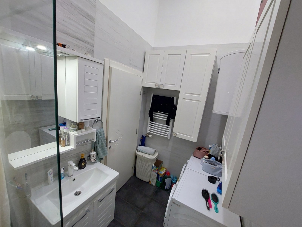 SOCIJALNO, 91m2 ,Trosoban, Namešten 3