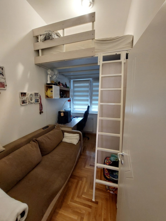 SOCIJALNO, 91m2 ,Trosoban, Namešten 6