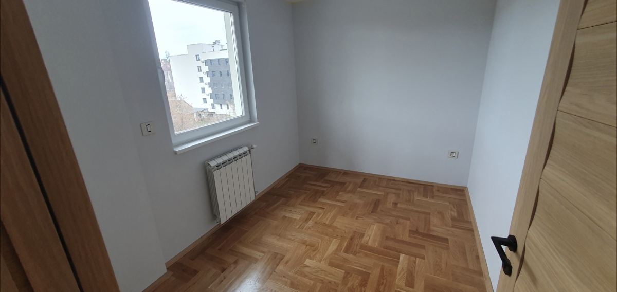 TELEP-LIMAN 4, 72 m2, Trosoban sa PDV, Lux oprema, Neuseljavan 7