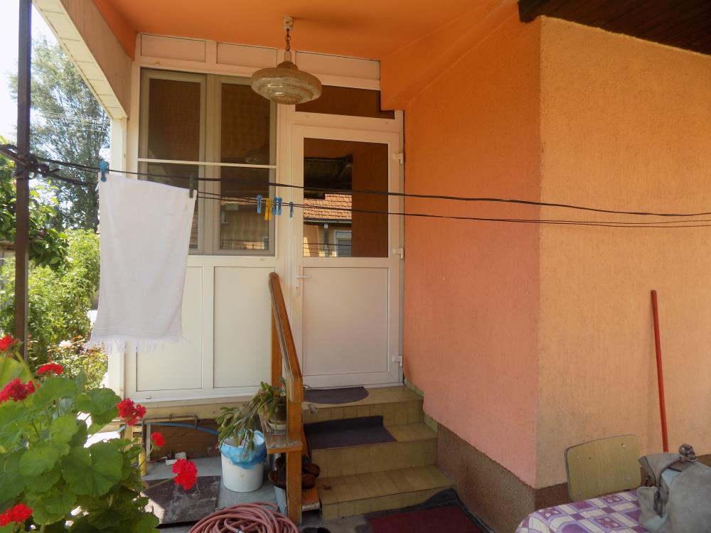 3 kuće u dvoruštu/Kružni tok 9