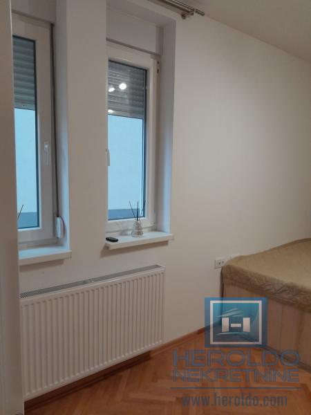 Apartman WING -kod  Akva Parka u Jagodini 14
