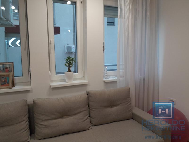 Apartman WING -kod  Akva Parka u Jagodini 11