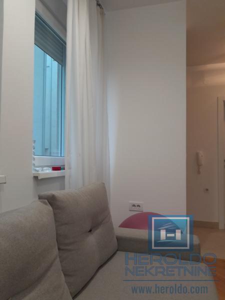 Apartman WING -kod  Akva Parka u Jagodini 9