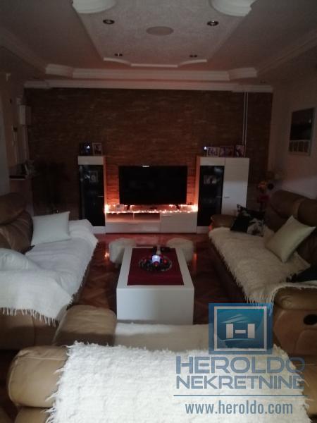 Deluxe kuca na prodaju, Batocina 11