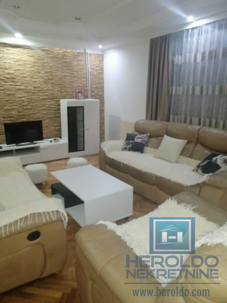 Deluxe kuca na prodaju, Batocina 9