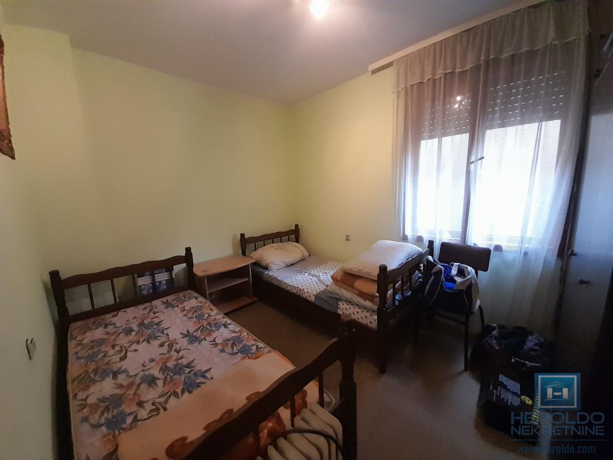 Dve kuće u Ćupriji na prodaju 7