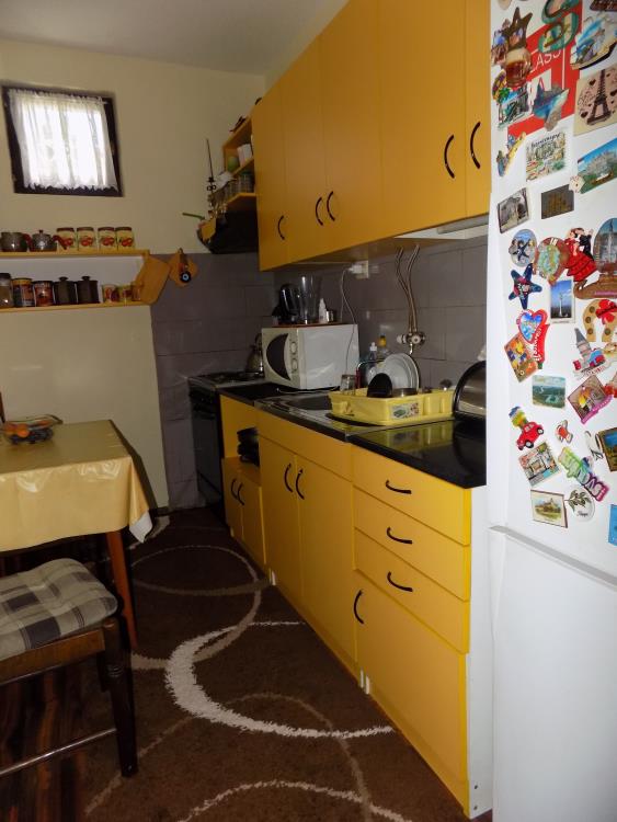 Dve kuće u Ćupriji, u blizini bolnice 17