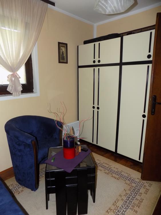 Dve kuće u Ćupriji, u blizini bolnice 22