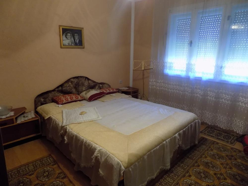 Dve kuće u Ćupriji, u blizini bolnice 5