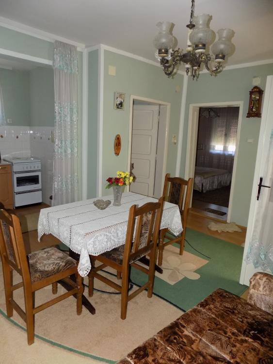 Dve kuće u Ćupriji, u blizini bolnice 8