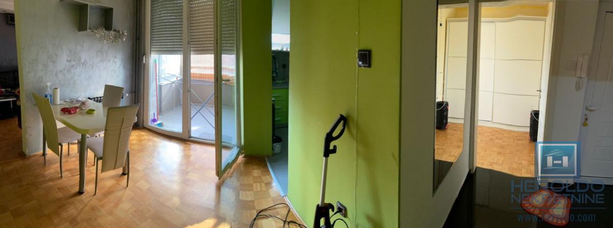 Dvosoban renoviran stan  I zona centara grada 4