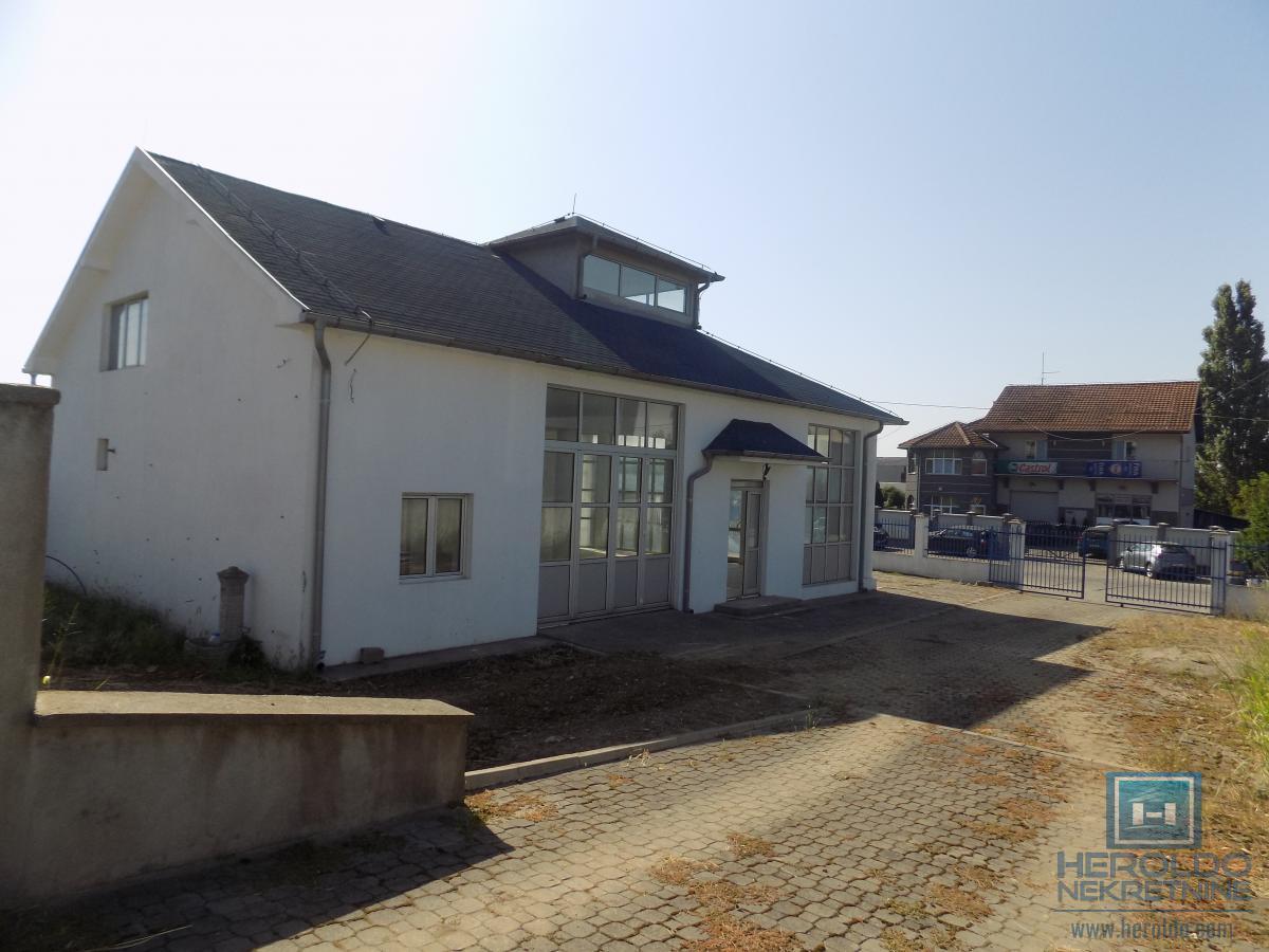 Hala za izdavanje-poslovna zgrada za izložbeni ili prodajni prostor 14