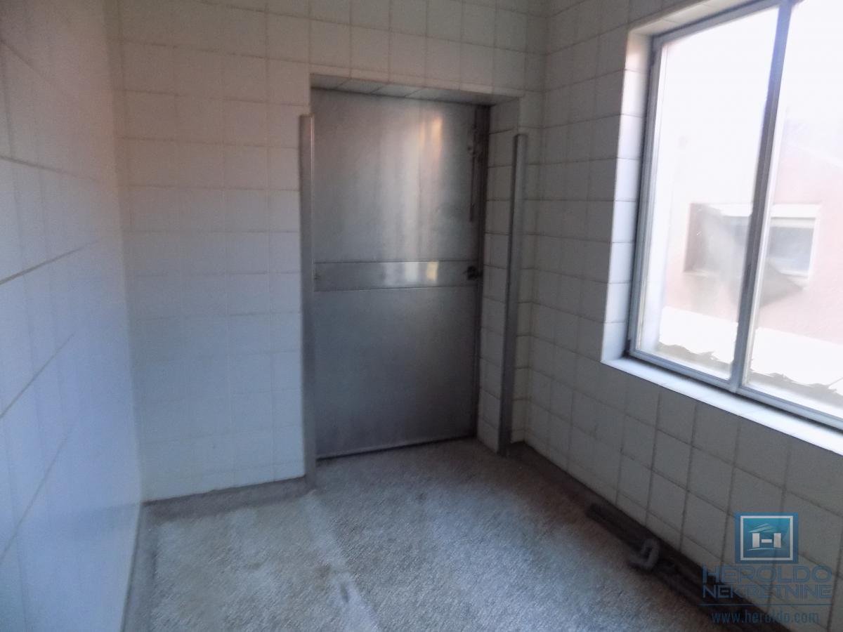 Izdajemo prostor-magacin za potrebe mesne industrije 24