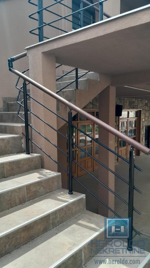 Jedinstvena ponuda, potpuno razradjen Ugostiteljski kompleks - nekadašnja diskoteka HULA HULA 17