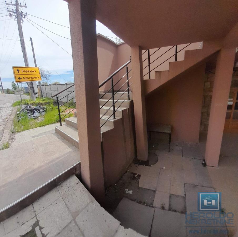 Jedinstvena ponuda, potpuno razradjen Ugostiteljski kompleks - nekadašnja diskoteka HULA HULA 19