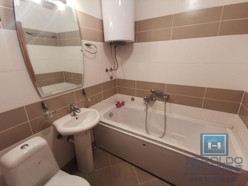 Dvosoban stan u novogradnji 11