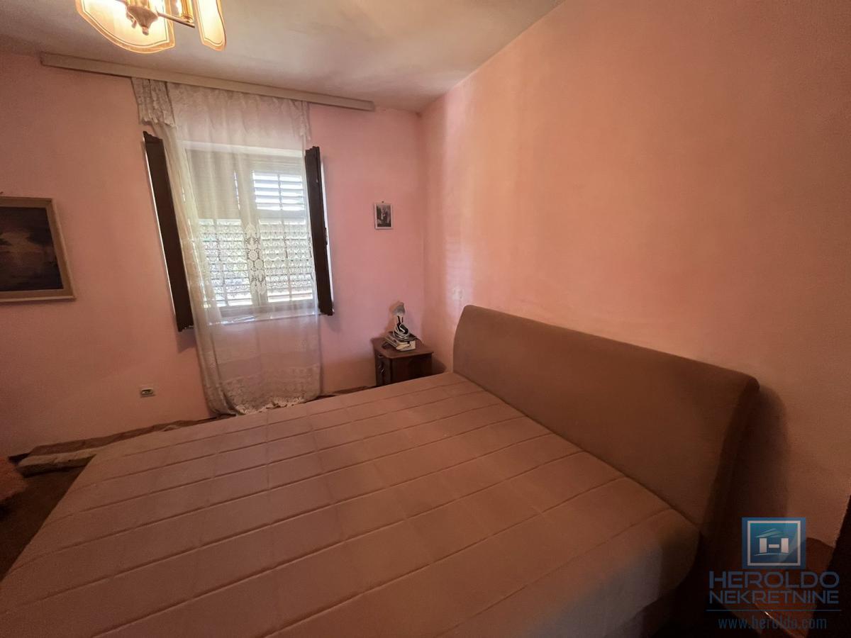 Komforna kuća na Budžinom brdu 30