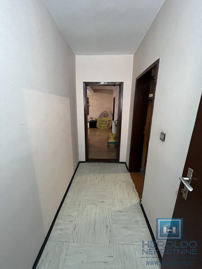 Komforna kuća na Budžinom brdu 18