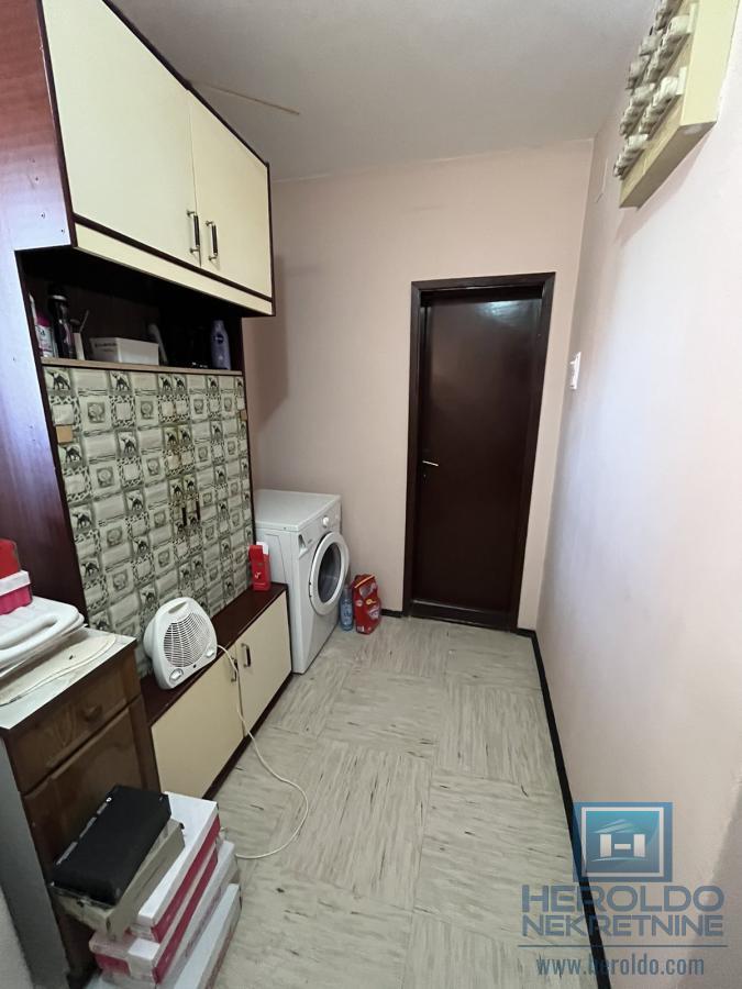 Komforna kuća na Budžinom brdu 22