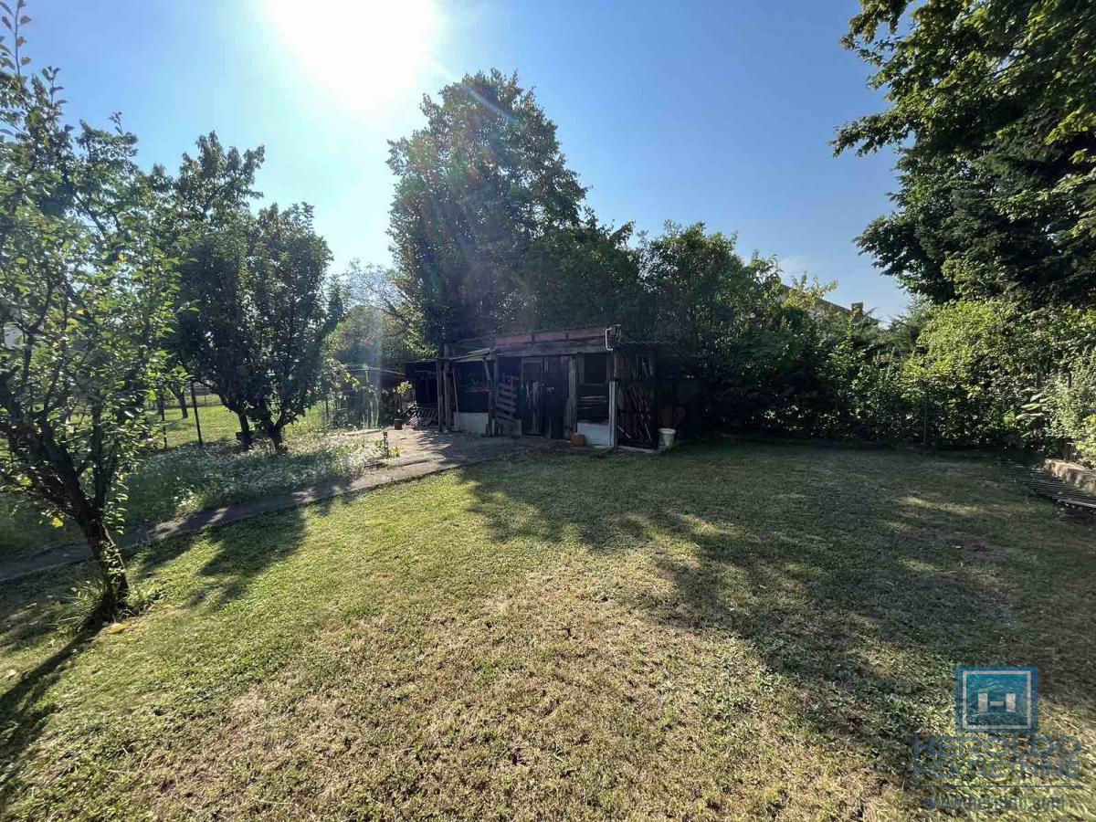 Komforna kuća na Budžinom brdu 8