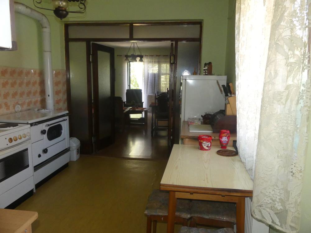 Komforna prostrana kuća 2