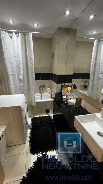 Kompletno namešten 3.5 stan, širi centar 12