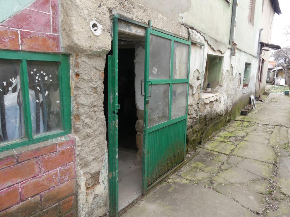 Kuća - indsutrijska zona u Jagodini 33