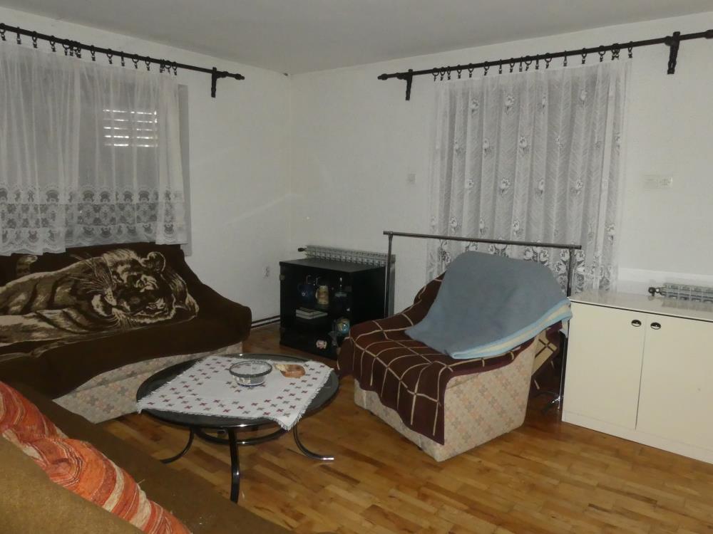 Kuća na fenomenalnoj lokaciji 21