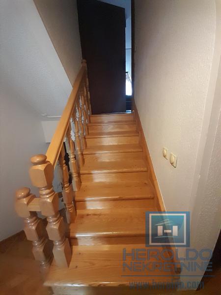 Kuća na prodaju, Jagodina, Solaris 9