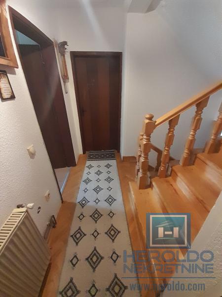 Kuća na prodaju, Jagodina, Solaris 13