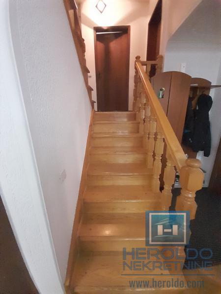 Kuća na prodaju, Jagodina, Solaris 21