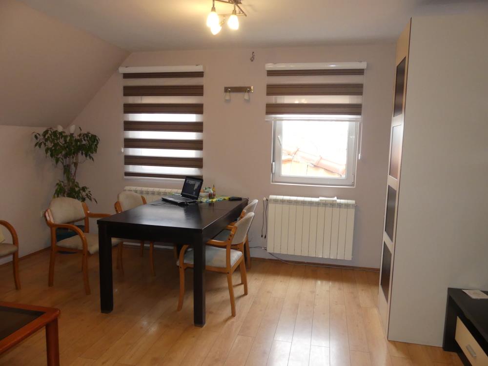 Kuća novije gradnje, okolina Jagodine 13