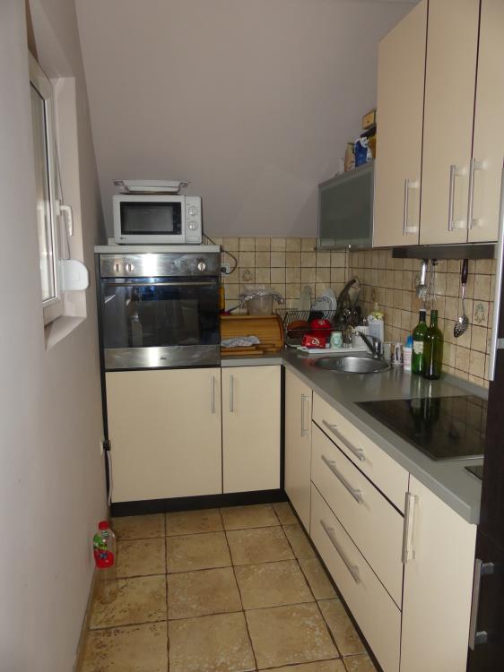 Kuća novije gradnje, okolina Jagodine 15