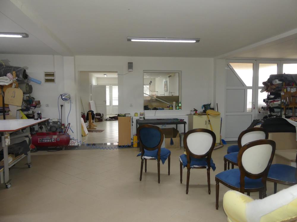 Kuća novije gradnje, okolina Jagodine 2